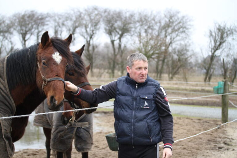 Knud Moenster 2 scaled e1672610019132